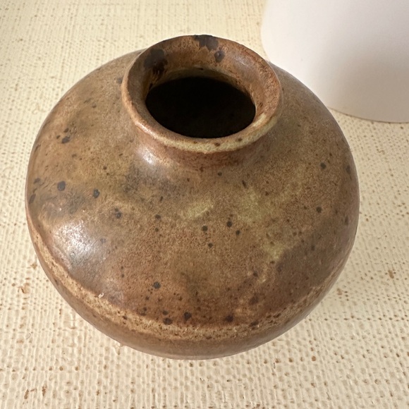 Vintage Mid-Century Modern Artist Signed Brown Studio Pottery Vase